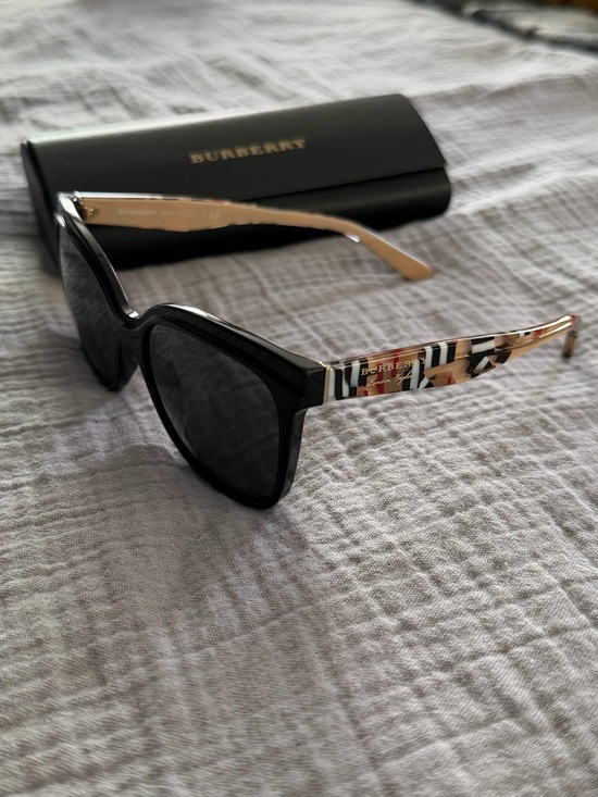 Burberry Accessories - Burberry 4270 Black Sunglasses with Signature Check Temples